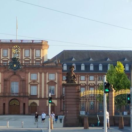 Апартаменты Mannheim Zentrum Stadthaus Zimmer 5 Экстерьер фото